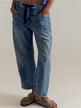 We the Free Women's Blue Jeans Moxie low Slung Pull On Barrel Size 31 NEW NWT😍